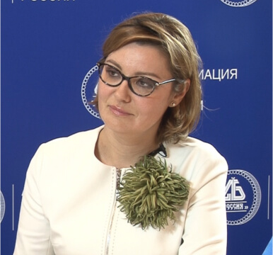 Яна Епифанова 